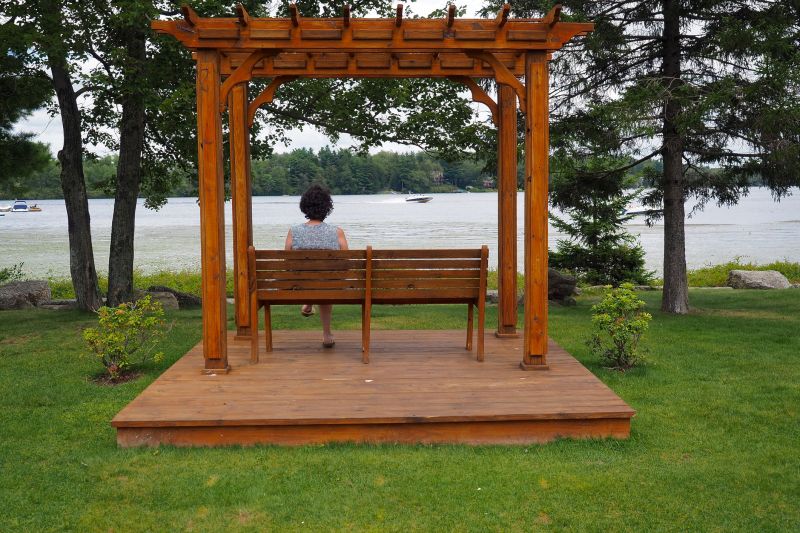 Pergolas Vs Arbors Vs Trellises Vs Lattice: Understanding The Differences